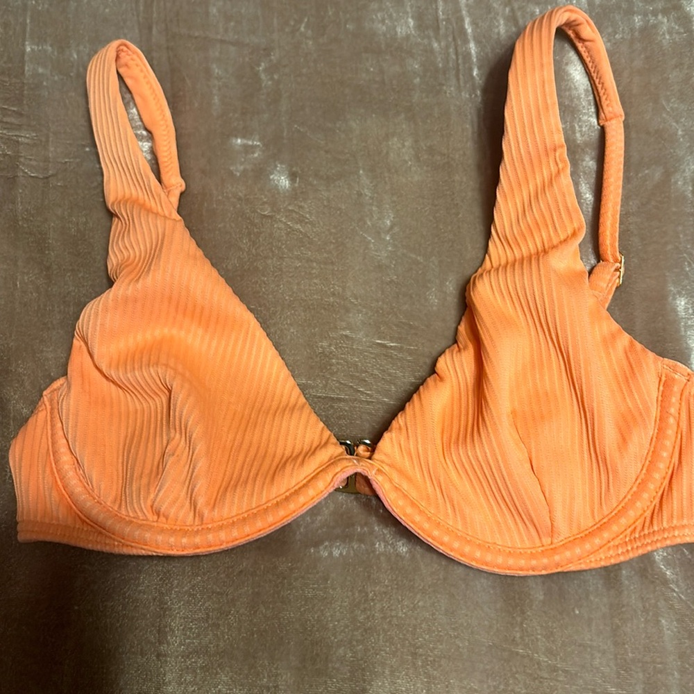 Hollister bikini top
